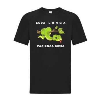 maglietta divertente nera con disegno di un serpente e scritta "coda lunga, pazienza corta"