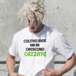 maglietta-bianca-divertente-coltivo-idee-ma-mi-crescono-cazzate